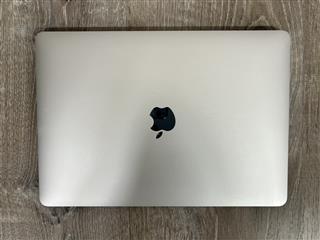 Apple MacBook Air 13in (256GB SSD, M1, 8GB) Laptop 2020